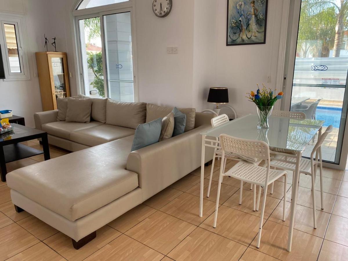 Villa Diana - 200 Meters From Kapparis, Fireman'S Beach Paralimni Luaran gambar