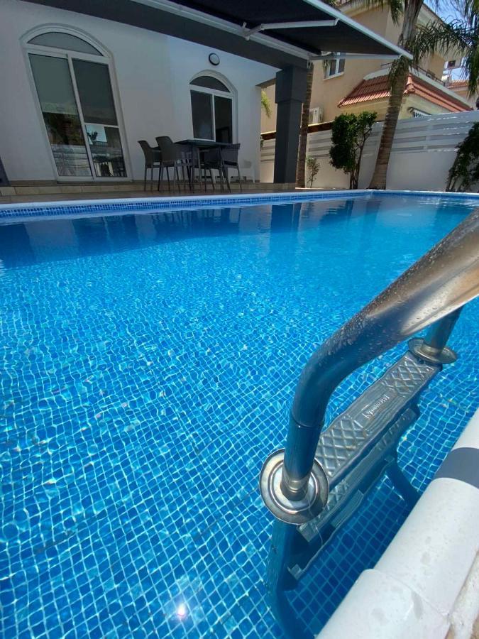 Villa Diana - 200 Meters From Kapparis, Fireman'S Beach Paralimni Luaran gambar